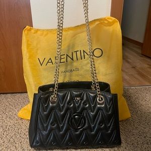 VALENTINO BY MARIO VALENTINO
Angelina Quilted Leather
Shoulder Bag